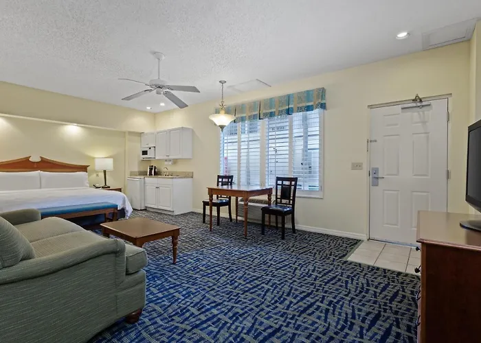 Hotel Splash Harbor Water Park 3*